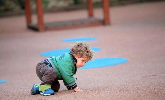 Giáo sư TQ nói: Nếu muốn biết 20 năm sau con mình có thành công không, hãy xem trẻ có những tính này ở nơi công cộng - Ảnh 3.