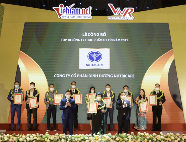 Top 10 Công ty uy tín nhất Việt Nam trong ngành sữa và thực phẩm từ sữa - Ảnh 1.