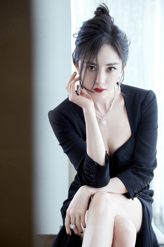 4 mỹ nhân Hoa ngữ đẹp nhất trong mắt người nước ngoài: Địch Lệ Nhiệt Ba đứng cuối, ai xứng đáng với vị trí đầu tiên? - Ảnh 8.