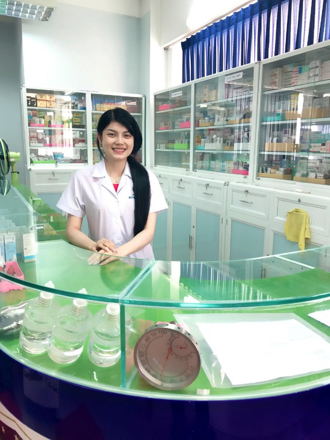 Thông tin ít ai để ý về Lily Chen: Xuất thân nghèo khó nhưng 18 tuổi đã kiếm được 10 tỷ nhờ làm việc này - Ảnh 4.