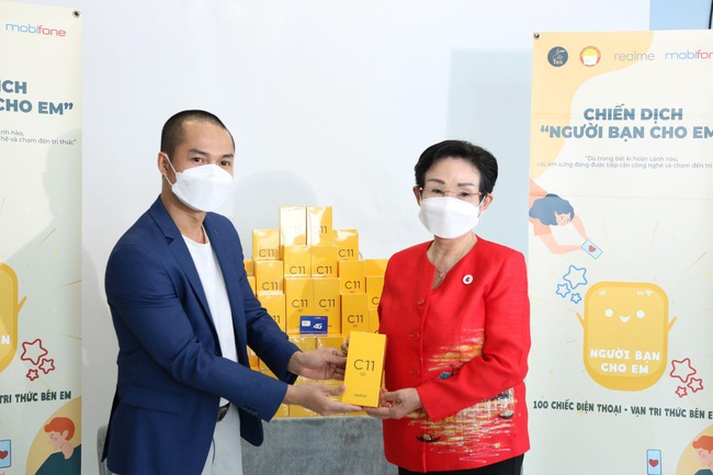 Realme Việt Nam: Nỗ lực dẫn đầu về công nghệ, tiên phong với những hoạt động nhân văn - Ảnh 3.