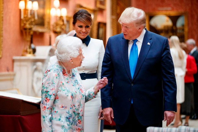 HOT: Ông Donald Trump nhận xét sâu cay về Meghan khiến Harry phải "sáng mắt" ra - Ảnh 3. HOT: Ông Donald Trump nhận xét sâu cay về Meghan khiến Harry phải "sáng mắt" ra - Ảnh 3.