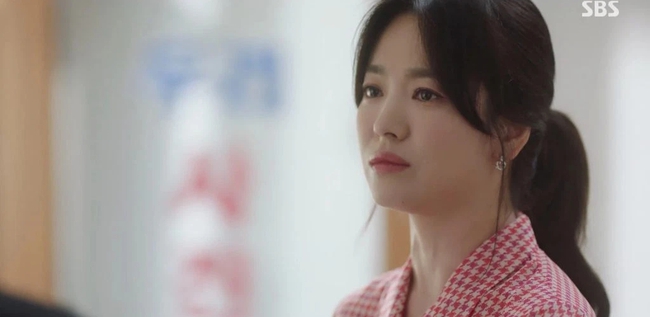 Diễn cảnh khóc quá xuất thần, Song Hye Kyo nhận cơn mưa lời khen, lập luôn kỷ lục rating - Ảnh 3.