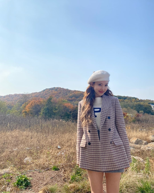 nayeon blazer - Ảnh 4.