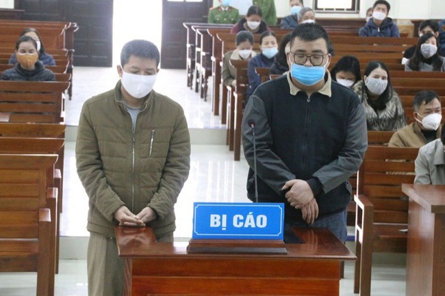Xét xử vụ tai nạn thảm khốc khiến 15 người chết, 25 người bị thương ở Quảng Bình - Ảnh 3. Xét xử vụ tai nạn thảm khốc khiến 15 người chết, 25 người bị thương ở Quảng Bình - Ảnh 3.