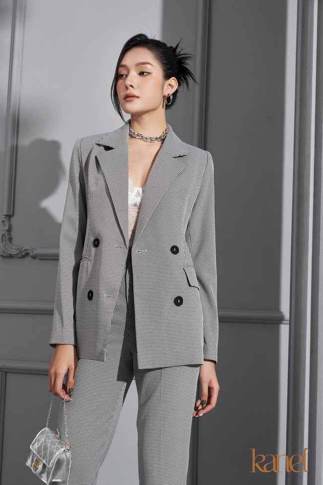Huyền Lizzie suit - Ảnh 15.