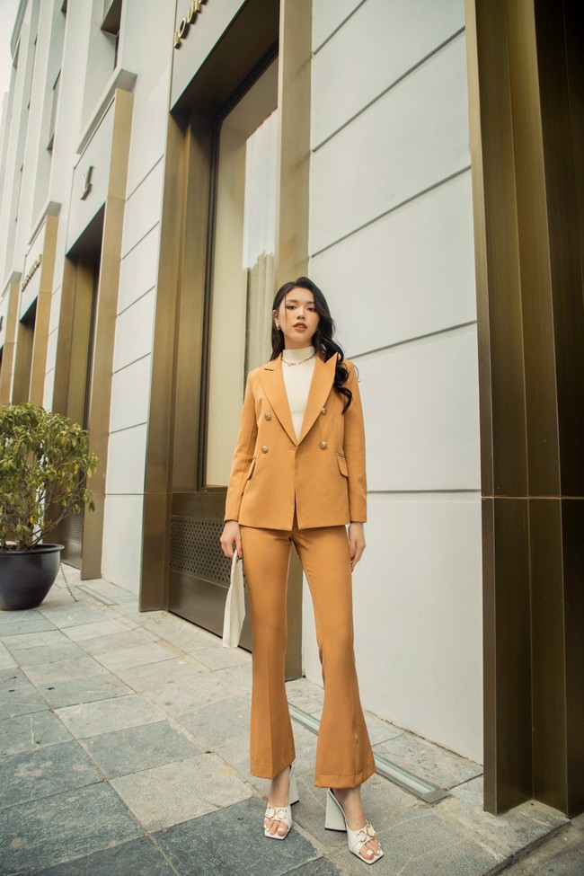 Huyền Lizzie suit - Ảnh 17.