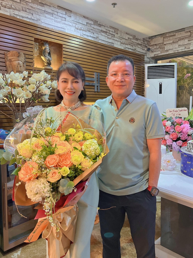 Diệp Lâm Anh chỉ làm một hành động này với mẹ chồng cũng đủ chứng minh vị trí con dâu nhà đại gia khó ai thay thế được - Ảnh 5.