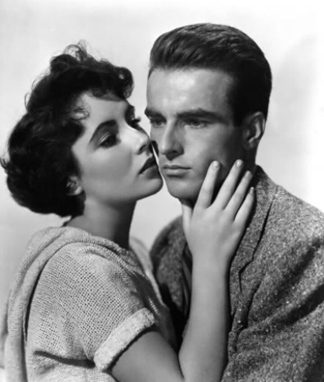 elizabeth-taylor-30-1638764121419843100693.jpeg