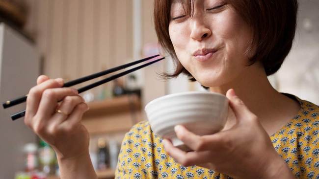 Ngủ dậy vào buổi sáng thấy miệng có 3 biểu hiện sau, bạn đã bị trào ngược dịch mật, chủ quan bỏ qua dễ chuyển thành ung thư dạ dày, thực quản - Ảnh 5. Ngủ dậy vào buổi sáng thấy miệng có 3 biểu hiện sau, bạn đã bị trào ngược dịch mật, chủ quan bỏ qua dễ chuyển thành ung thư dạ dày, thực quản - Ảnh 5.