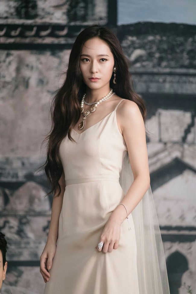 Top 10 mỹ nhân Hàn có sức ảnh hưởng nhất trên MXH Trung Quốc: Song Hye Kyo bất ngờ về cuối, Son Ye Jin vắng mặt dù công khai hẹn hò Hyun Bin - Ảnh 8.