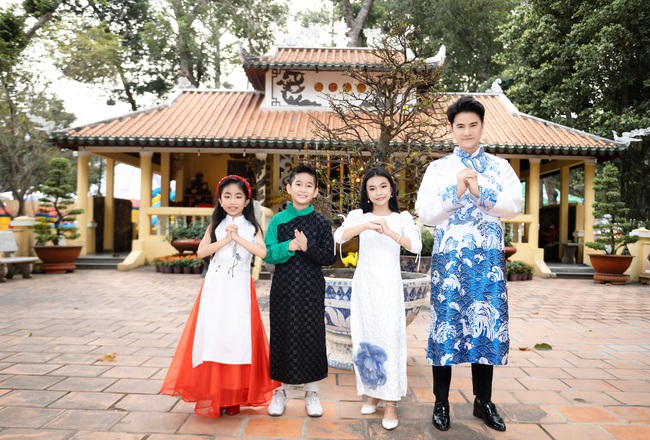 “MC của các hoa hậu” Vũ Mạnh Cường muốn “làm bố đơn thân” - Ảnh 3. “MC của các hoa hậu” Vũ Mạnh Cường muốn “làm bố đơn thân” - Ảnh 3.