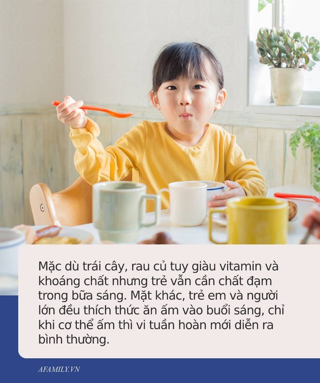 Dù bận rộn đến đâu, cha mẹ cũng không nên cho trẻ ăn những thực phẩm này vào buổi sáng - Ảnh 2.
