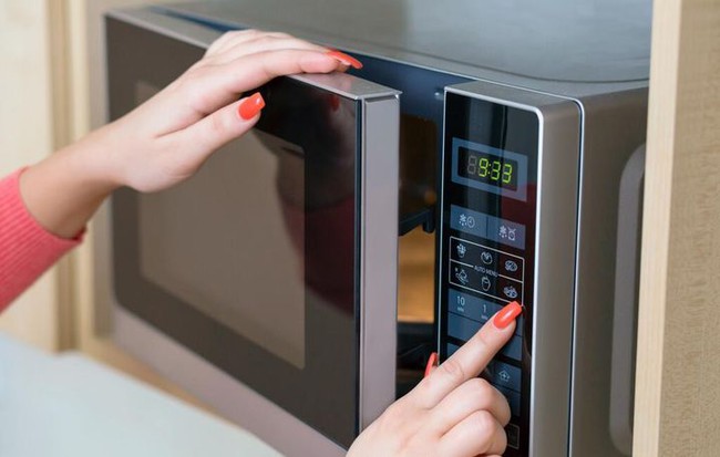 Bác sĩ đề nghị: Muốn khỏe mạnh thì không nên ăn 3 món này qua đêm - Ảnh 7. Bác sĩ đề nghị: Muốn khỏe mạnh thì không nên ăn 3 món này qua đêm - Ảnh 7.