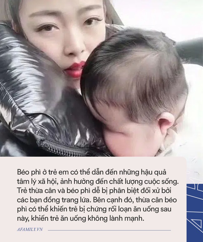 Bà mẹ trẻ được khen xinh đẹp dù đang nuôi con mọn, song nhìn sang em bé ai cũng khuyên cô nên đưa con đi khám bác sĩ - Ảnh 4. Bà mẹ trẻ được khen ngợi nhan sắc xinh đẹp, song nhìn sang em bé thì ai cũng khuyên cô nên đưa con đi khám bác sĩ - Ảnh 3.