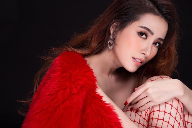 Hoa hậu Phan Thị Mơ phản ứng khi bị bố mẹ hối thúc lấy chồng sinh con  - Ảnh 1.