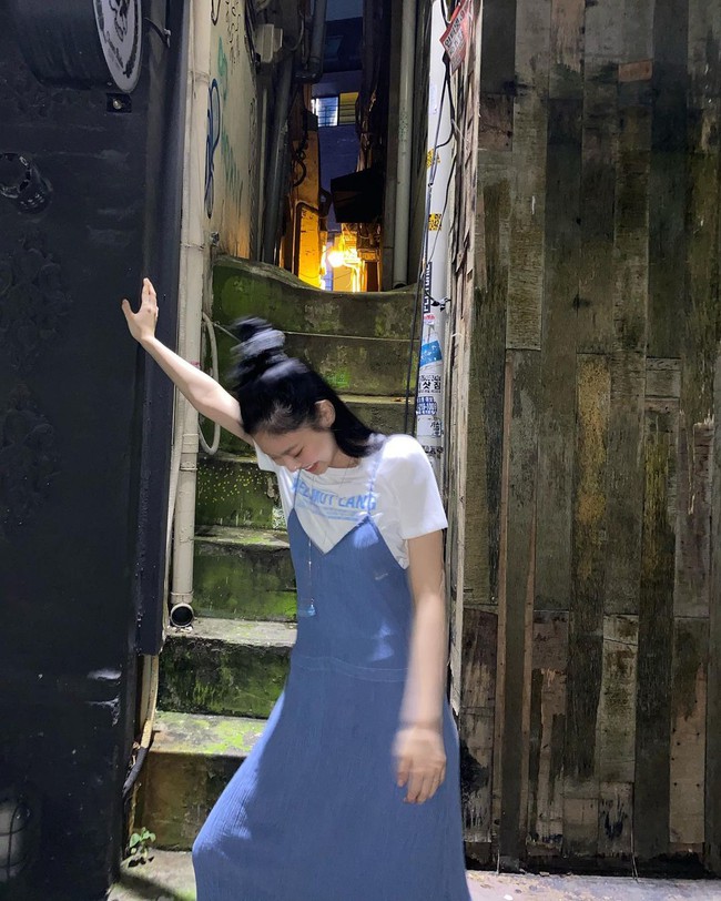 Style đời thường của Jennie và G-Dragon đẳng cấp thế nào mà được netizen khen là couple vừa có tài vừa có gu? - Ảnh 5. Style đời thường của Jennie và G-Dragon đẳng cấp thế nào mà được netizen khen là couple vừa có tài vừa có gu? - Ảnh 5.