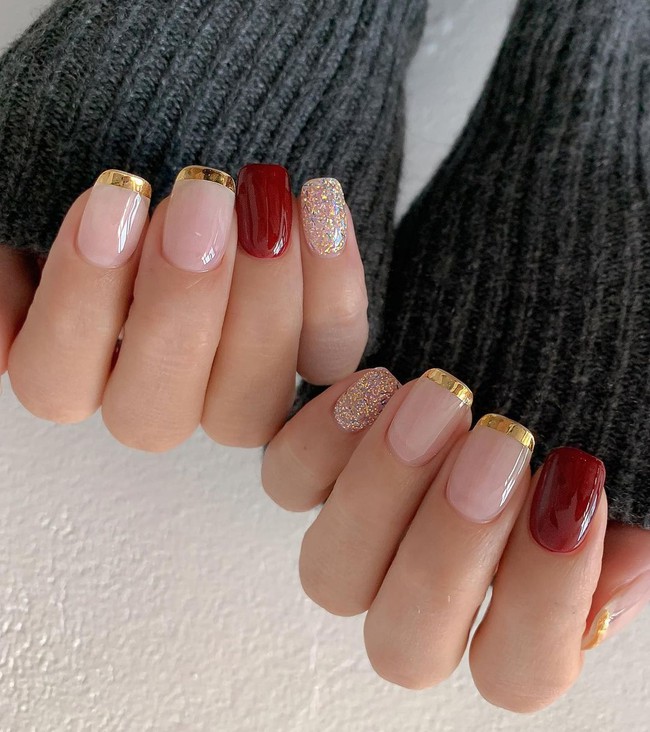 17 bộ nail tông đỏ rất sang chứ không sợ sến, chị em diện Tết thì năm mới lộc tới dạt dào, đỏ cả tình lẫn tiền - Ảnh 6.