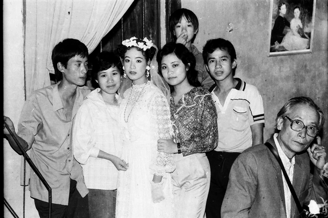 NSƯT Chiều Xuân tiết lộ ảnh cưới cách đây 34 năm, nhìn nhan sắc ngày ấy - bây giờ của nữ diễn viên mới bất ngờ - Ảnh 2.