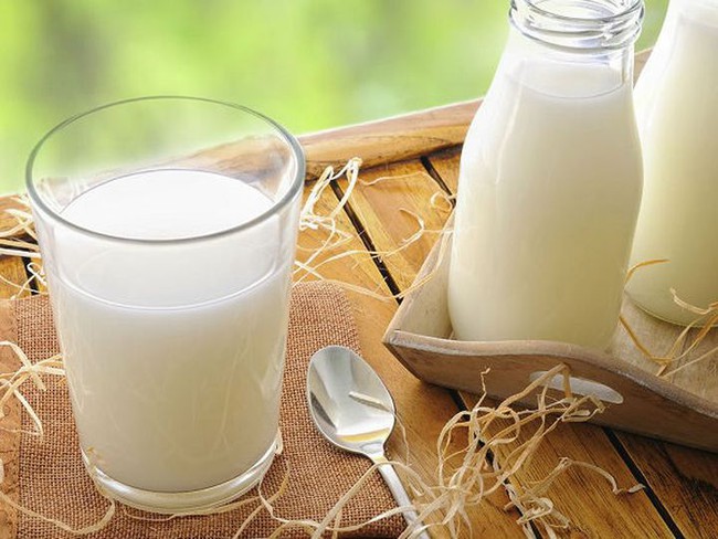 Uống sữa cũng cần phải đúng cách, 4 cách này Uống sữa vừa bổ dưỡng lại có hại cho sức khỏe - Ảnh 3.