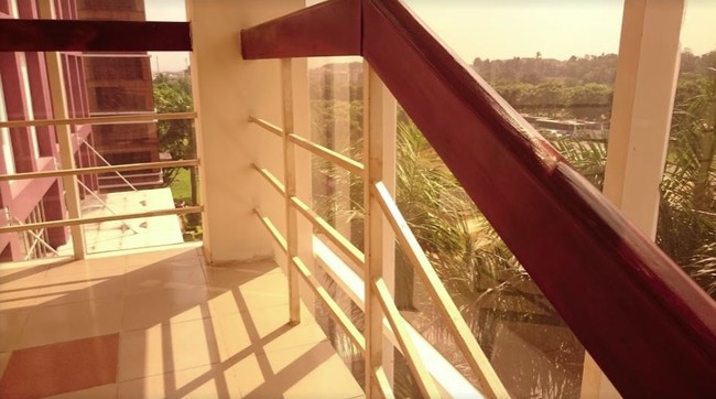Một trường đại học khiến sinh viên mê mẩn vì quá đẹp: Được mệnh danh là "Hồng lâu mộng của Sài Gòn", mỗi góc đều như tranh! - Ảnh 4. Một trường đại học khiến sinh viên mê mẩn vì quá đẹp: Được mệnh danh là "Hồng lâu mộng của Sài Gòn", mỗi góc đều như tranh! - Ảnh 4.
