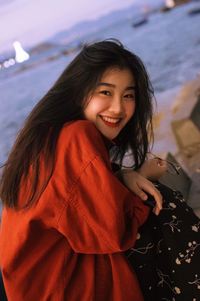 Cô nàng mê style vintage chia sẻ về tủ quần áo toàn đồ secondhand, thích nhất là diện đẹp không lo bị "đụng hàng" - Ảnh 3. Cô nàng mê style vintage chia sẻ về tủ quần áo toàn đồ secondhand, thích nhất là diện đẹp không lo bị "đụng hàng" - Ảnh 3.