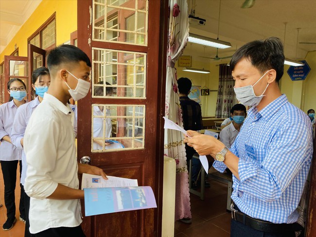 Quy chế thi tốt nghiệp THPT 2021 c&oacute; nhiều điểm mới - Ảnh 1.