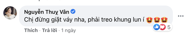 Đạo diễn HHVN - Hoàng Nhật Nam kể chuyện ủi đầm 100 lớp cho vợ, cả dàn Hoa - Á hậu Việt cũng phải &quot;ghen nổ mắt&quot; - Ảnh 4.