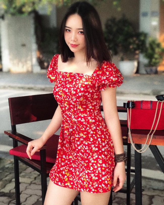 Quỳnh Kool - tiểu thư bị ghét nhất "Hướng Dương Ngược Nắng": Style ngoài đời cực sành điệu, mê nhất là những khi diện váy - Ảnh 10. Quỳnh Kool - tiểu thư bị ghét nhất "Hướng Dương Ngược Nắng": Style ngoài đời cực sành điệu, mê nhất là những khi diện váy - Ảnh 10.