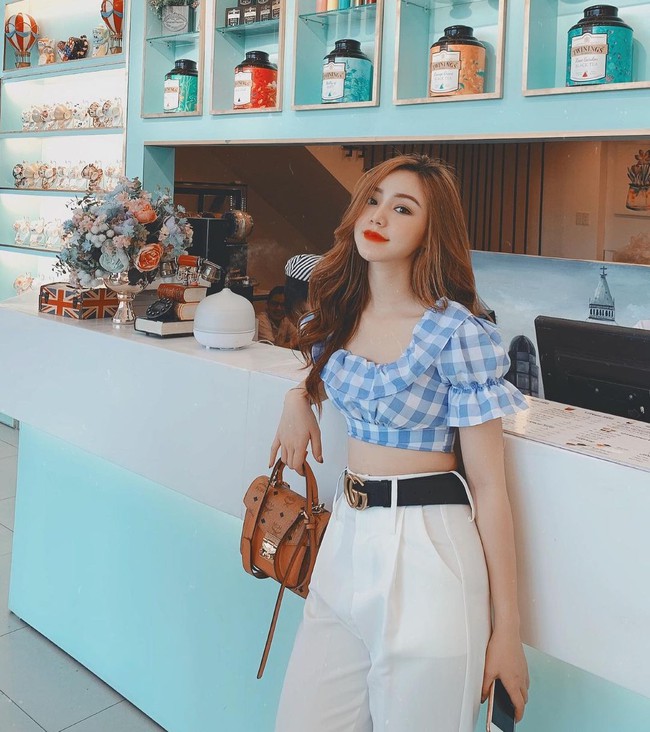 Quỳnh Kool - tiểu thư bị ghét nhất "Hướng Dương Ngược Nắng": Style ngoài đời cực sành điệu, mê nhất là những khi diện váy - Ảnh 9. Quỳnh Kool - tiểu thư bị ghét nhất "Hướng Dương Ngược Nắng": Style ngoài đời cực sành điệu, mê nhất là những khi diện váy - Ảnh 9.