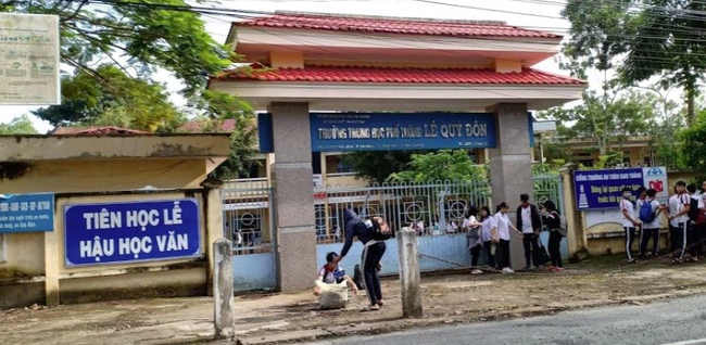 Ở Việt Nam có tới 9 ngôi trường THPT chuyên trùng tên với nhau, nhưng đằng sau còn có 1 điều thú vị hơn nữa! - Ảnh 10.