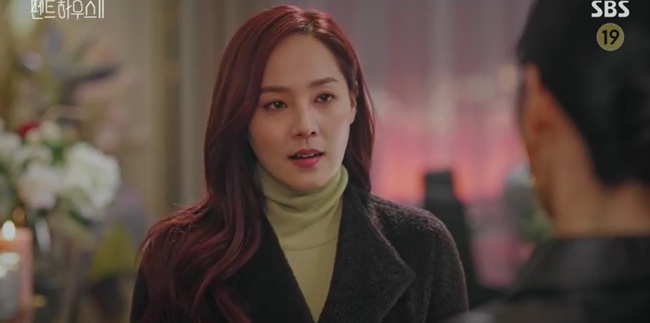 Cuộc chiến thượng lưu tập 6: Oh Yoon Hee lại được Logan Lee cứu sống sau khi muốn chết theo Ro Na, chị gái Su Ryeon chính thức tái xuất - Ảnh 13. Cuộc chiến thượng lưu tập 6: Oh Yoon Hee lại được Logan Lee cứu sống sau khi muốn chết theo Ro Na, chị gái Su Ryeon chính thức tái xuất - Ảnh 13.