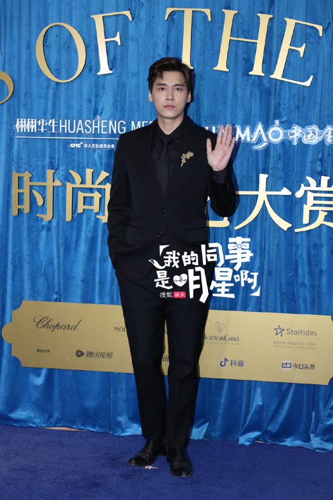 Lý Dịch Phong chưa bao giờ khiến netizen thất vọng mỗi khi xuất hiện.