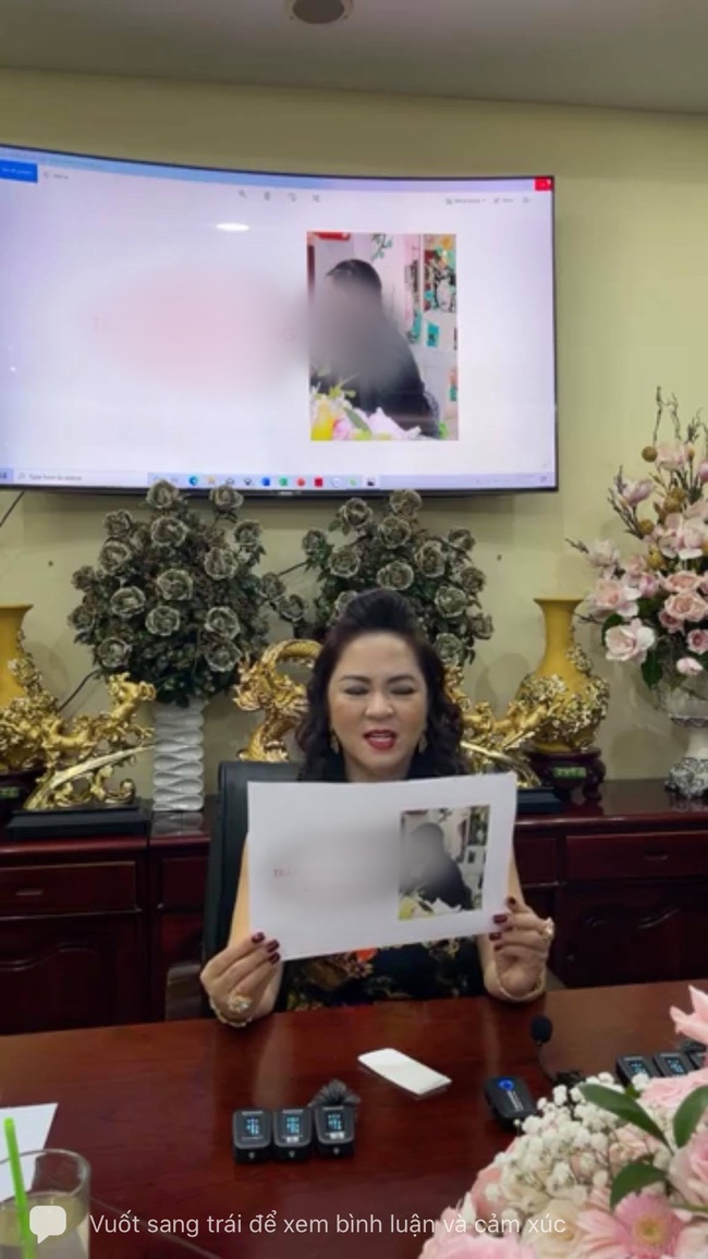 Bà Phương Hằng livestream tổng hợp hình những người chửi bới, xúc phạm mình: &quot;Muốn gặp chị Hằng khó lắm, mấy em chưa đủ tư cách đó đâu!&quot;  - Ảnh 2.