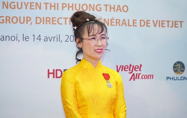 Bà Nguyễn Thị Phương Thảo - Tổng giám đốc Vietjet nhận Huân chương Bắc đẩu bội tinh của Pháp - Ảnh 1.