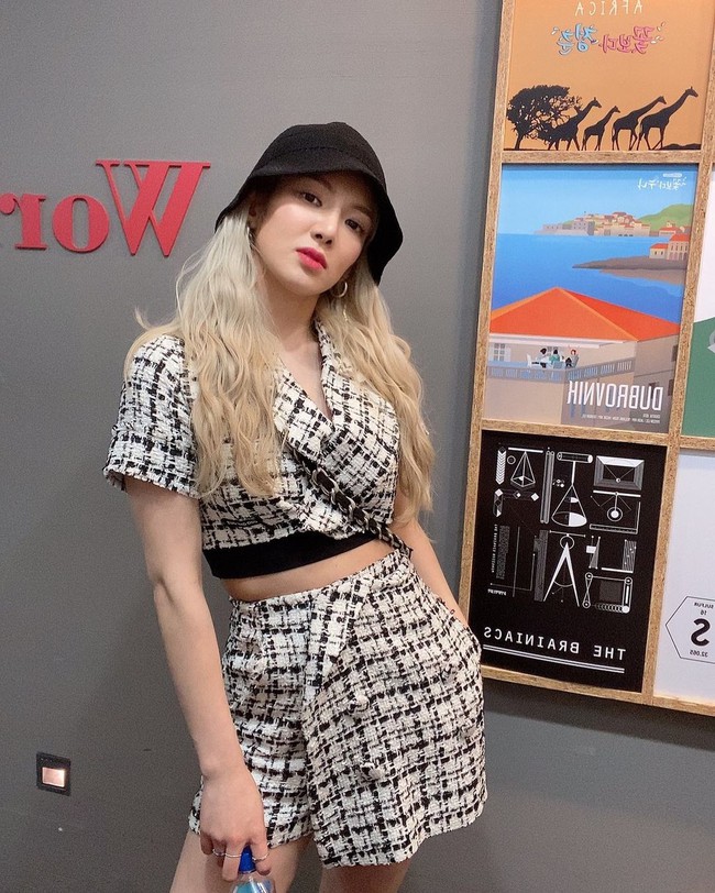 Chị em 30+ muốn mặc crop top siêu sành điệu, thanh lịch thì các mỹ nhân SNSD chính là nguồn tham khảo hữu ích - Ảnh 4. Chị em 30+ muốn mặc crop top siêu sành điệu, thanh lịch thì các mỹ nhân SNSD chính là nguồn tham khảo hữu ích - Ảnh 4.
