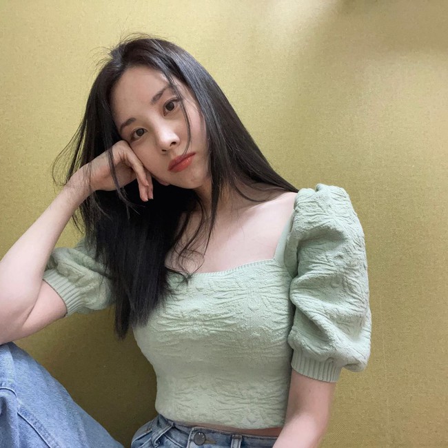 Chị em 30+ muốn mặc crop top siêu sành điệu, thanh lịch thì các mỹ nhân SNSD chính là nguồn tham khảo hữu ích - Ảnh 1. Chị em 30+ muốn mặc crop top siêu sành điệu, thanh lịch thì các mỹ nhân SNSD chính là nguồn tham khảo hữu ích - Ảnh 1.