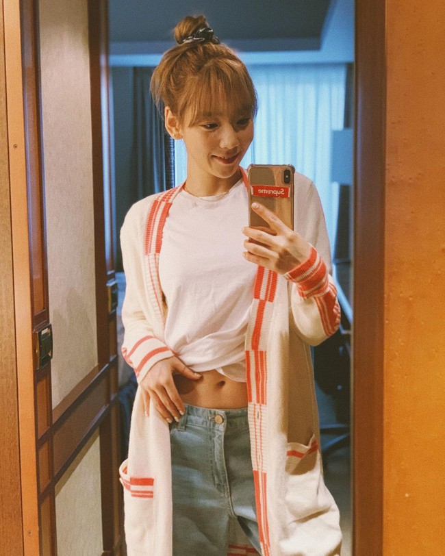 Chị em 30+ muốn mặc crop top siêu sành điệu, thanh lịch thì các mỹ nhân SNSD chính là nguồn tham khảo hữu ích - Ảnh 8. Chị em 30+ muốn mặc crop top siêu sành điệu, thanh lịch thì các mỹ nhân SNSD chính là nguồn tham khảo hữu ích - Ảnh 8.