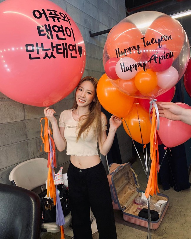 Chị em 30+ muốn mặc crop top siêu sành điệu, thanh lịch thì các mỹ nhân SNSD chính là nguồn tham khảo hữu ích - Ảnh 3. Chị em 30+ muốn mặc crop top siêu sành điệu, thanh lịch thì các mỹ nhân SNSD chính là nguồn tham khảo hữu ích - Ảnh 3.