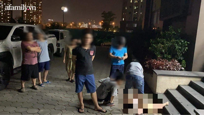 Hà Nội: Đau xót bé gái rơi từ tầng 24 chung cư tử vong - Ảnh 2. Hà Nội: Đau xót bé gái rơi từ tầng 24 chung cư tử vong - Ảnh 2.
