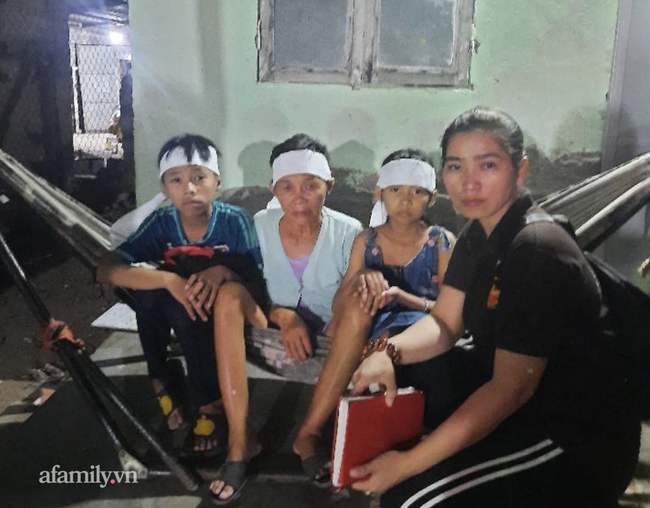 Thương tâm: Vừa bị bệnh viện trả về, người chồng trẻ đau đớn hay tin cha mất, vợ con chỉ biết khóc cầu cứu - Ảnh 9.
