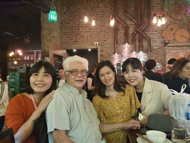 Tiệc off đoàn Hướng dương ngược nắng: Ngỡ ngàng nhan sắc thật không hề qua app của NSND Thu Hà, nổi bật hơn cả Hồng Diễm, Lương Thu Trang - Ảnh 5.