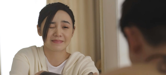 Hãy nói lời yêu: Phát hoảng với cảnh bố My "bạo hành" Phan, hết tát chảy máu mũi lại xô ngã thủng tay - Ảnh 3.