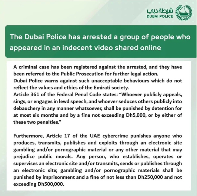 Dubai: Hơn 20 cô gái khỏa thân tạo dáng trên ban công bị bắt vì có hành vi dâm ô nơi công cộng - Ảnh 2. Dubai: Hơn 20 cô gái khỏa thân tạo dáng trên ban công bị bắt vì có hành vi dâm ô nơi công cộng - Ảnh 2.