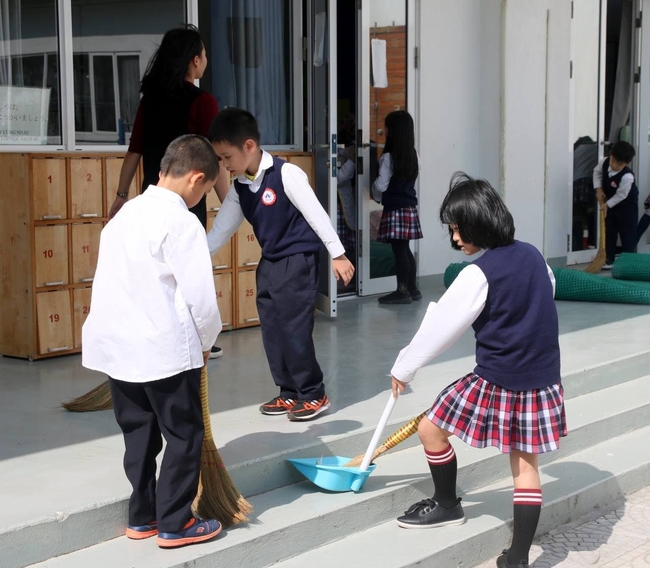 Khám phá bữa trưa của học sinh trường Quốc Tế Nhật Bản: Khi giờ ăn cũng là giờ học rèn luyện nền nếp, tác phong và tính kỷ luật - Ảnh 11.