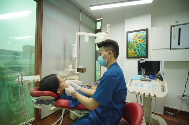 Ngoài chiều cao, thể chất, sức khỏe răng miệng cũng là vấn đề bố mẹ đặc biệt cần quan tâm để con lớn lên mạnh khỏe - Ảnh 13. Ngoài chiều cao, thể chất, sức khỏe răng miệng cũng là vấn đề bố mẹ đặc biệt cần quan tâm để con lớn lên mạnh khỏe - Ảnh 13.
