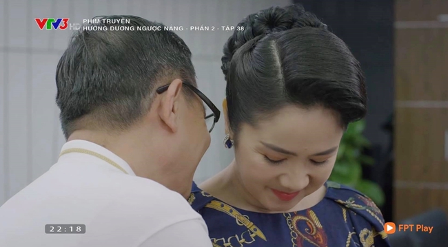 Hướng dương ngược nắng: Ông Quân đòi đi công tác cùng bà Cúc, còn muốn gọi anh - em khiến "nhà gái" phát ngượng - Ảnh 6.