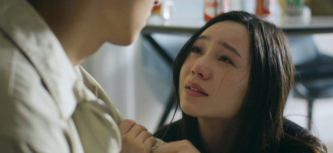 Hãy nói lời yêu: My (Quỳnh Kool) quỳ xin chính thất, bà Hoài cầm dao lao vào tiểu tam liền bị chồng tát lật mặt - Ảnh 8. Hãy nói lời yêu: My (Quỳnh Kool) quỳ xin chính thất, bà Hoài cầm dao lao vào tiểu tam liền bị chồng tát lật mặt - Ảnh 8.