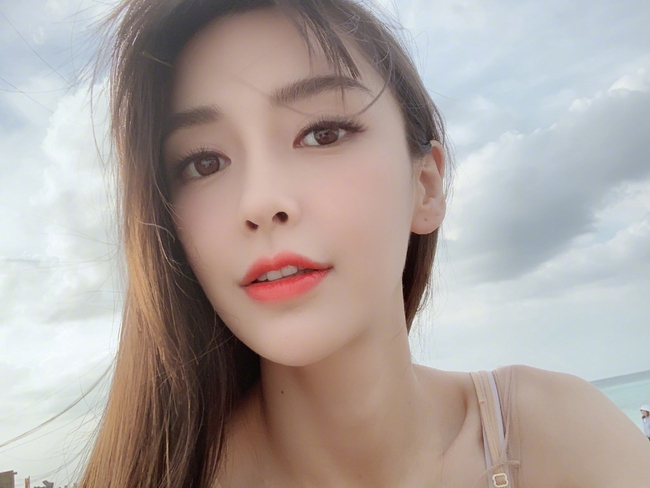 Angelababy gây chú ý với động thái mới sau khi Huỳnh Hiểu Minh nói về chuyện ly hôn, liên quan tới thời điểm này cách đây 2 năm - Ảnh 5.