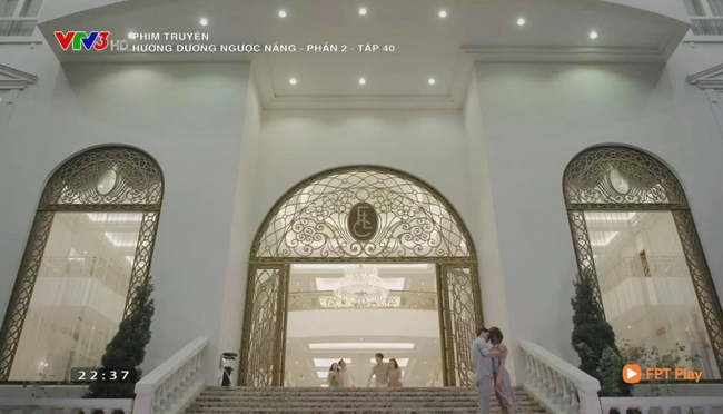 Hướng dương ngược nắng tập cuối viên mãn: Minh đồng ý lấy Hoàng, Kiên - Châu suýt hôn - Ảnh 8. Hướng dương ngược nắng tập cuối viên mãn: Minh đồng ý lấy Hoàng, Kiên - Châu suýt hôn - Ảnh 8.